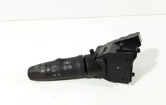 Nissan Primera Indicator stalk 25540AV600