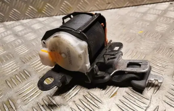 Nissan Murano Z50 Middle seatbelt (rear) C70251ZDC