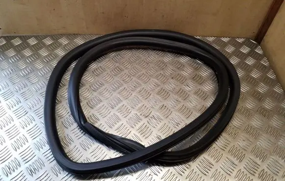 Seat Leon (1P) Rear door rubber seal (on body) 1P0867365B