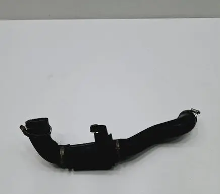 Intercooler hose/pipe