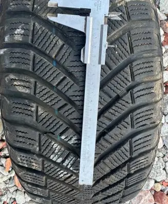 Citroen C5 Aircross R17 winter tire 21555R17