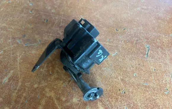 Volkswagen Sharan Vent window/glass motor 7M0847079