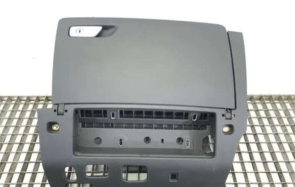 Audi A3 S3 8V Glove box set 8V0880842A