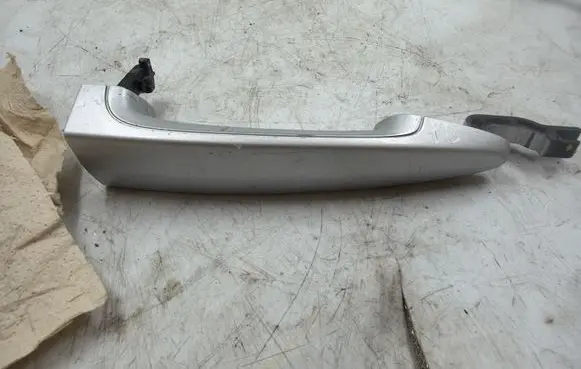 BMW 3 E90 E91 Front door exterior handle PA6GF30
