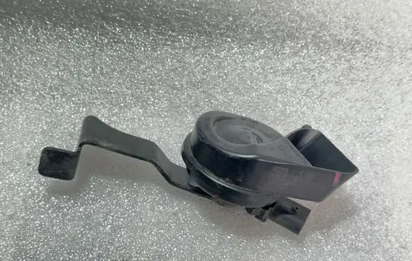 Audi A6 S6 C7 4G Horn signal 4G0951223 4G0941209