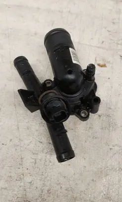 Renault Master III Thermostat/thermostat housing 8200978549