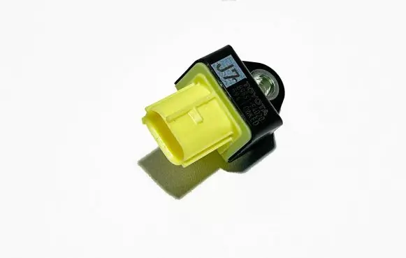 Toyota C-HR I Airbag deployment crash/impact sensor 89831F4020 21060