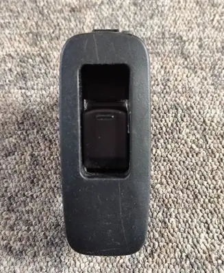 Nissan Qashqai+2 Electric window control switch 25411BR00A 3572