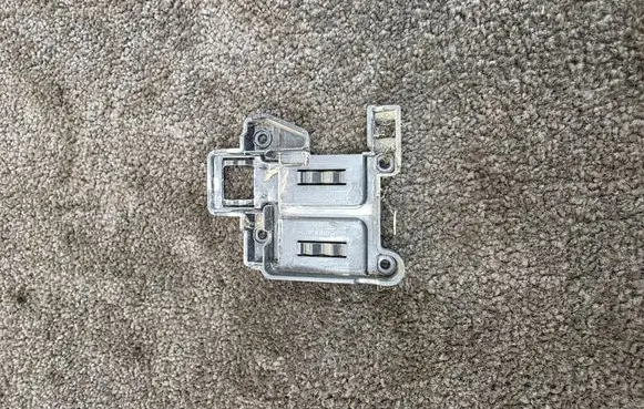 Polestar 2 Distronic sensor bracket 32228067