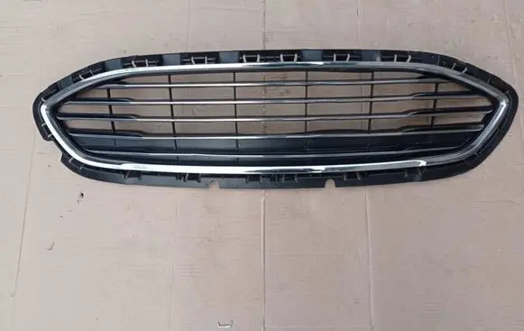 Ford Fiesta Front bumper upper radiator grill C8L6G