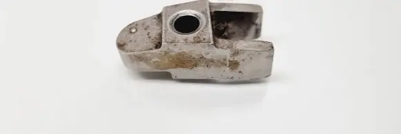 Mercedes-Benz C W203 Fuel Injector clamp holder