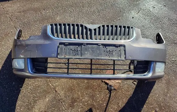 Skoda Superb B6 (3T) Front bumper 