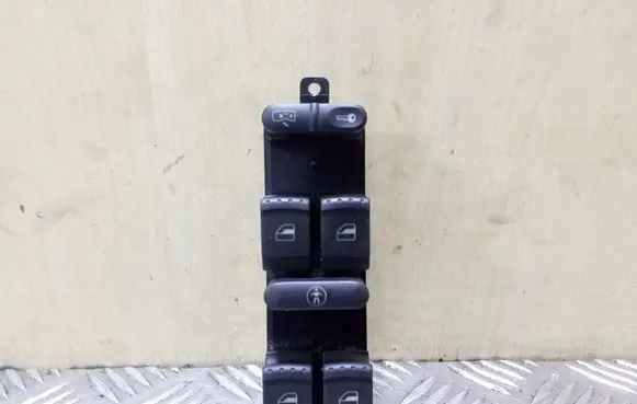 Volkswagen PASSAT B5.5 Electric window control switch 1J4959857B F005S00072