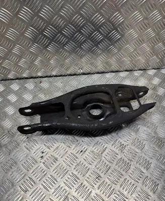 BMW X1 E84 Rear upper control arm/wishbone 6772899
