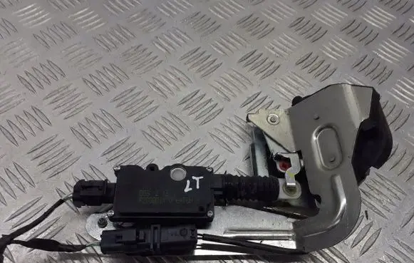Peugeot 807 Front door lock 