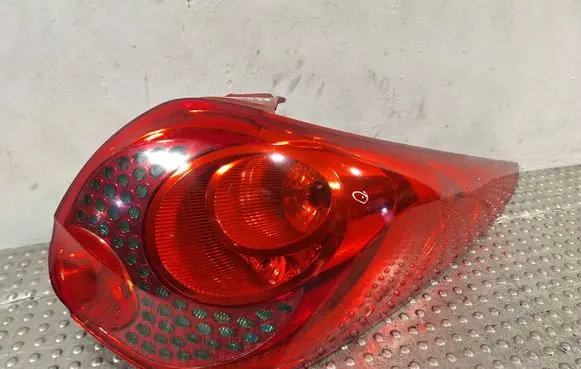 Peugeot 207 Rear/tail lights S25081038 9680157980