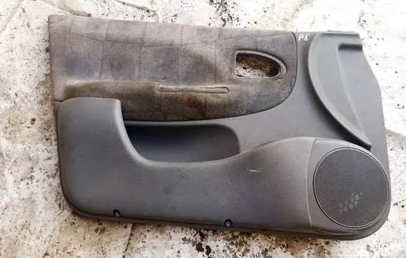 Renault Megane I Front door card panel trim 7700425760