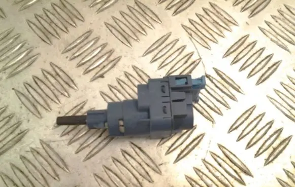 Brake pedal sensor switch