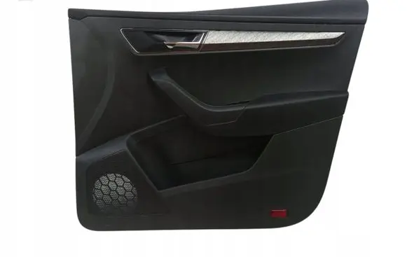 Skoda Karoq Front door card panel trim
