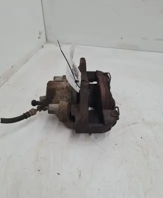 Mazda 3 I Front brake caliper