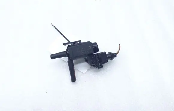 BMW 5 E60 E61 Turbo solenoid valve 1742712
