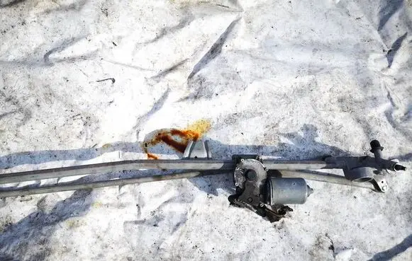 Opel Zafira B Front wiper linkage and motor 