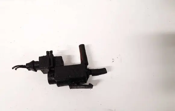 BMW 5 F10 F11 Turbo solenoid valve 70231800