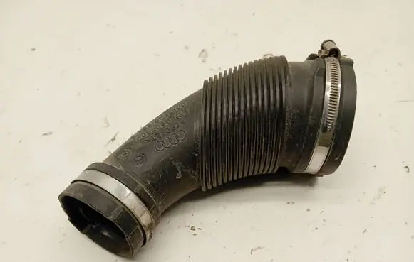 Audi A4 S4 B9 Air intake hose/pipe 04L129661B