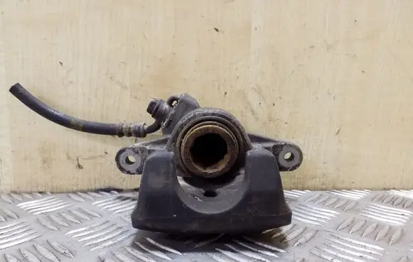 Subaru XV Rear brake caliper