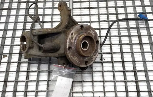 Peugeot 208 I Front wheel hub spindle knuckle 