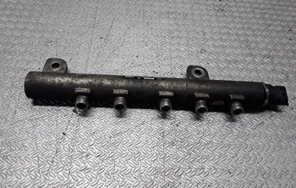 Opel Zafira B Fuel main line pipe 0445214095