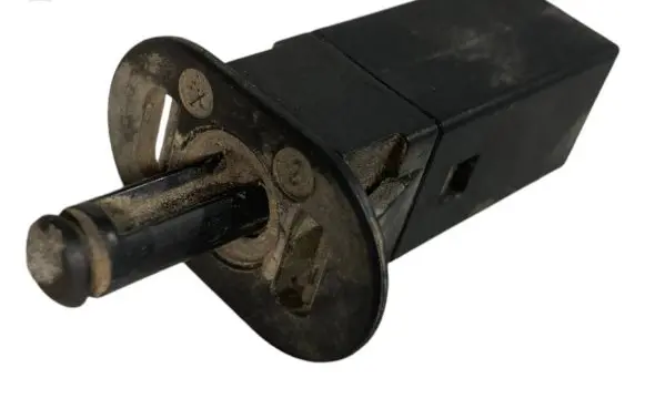 BMW 3 E46 Fuel tank opening switch 8228939