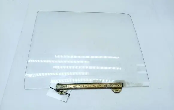 Mercedes-Benz COMPAKT W115 Rear door window glass 