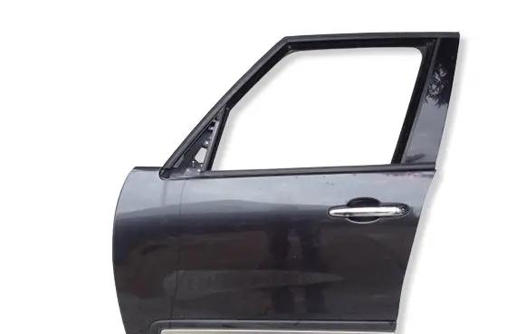Fiat 500L Front door T4B2B
