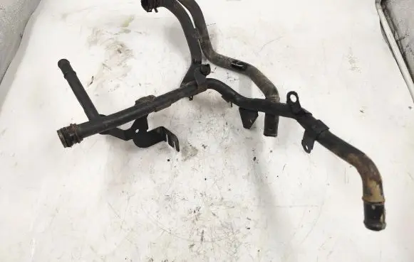 Audi A6 S6 C5 4B Engine coolant pipe/hose 038121065Q