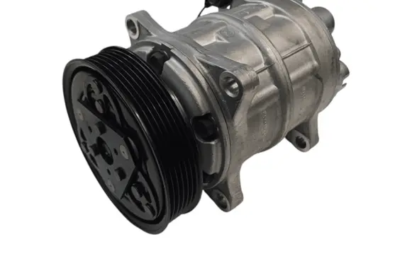 Volvo S40, V40 Air conditioning (A/C) compressor (pump) TSP0155067