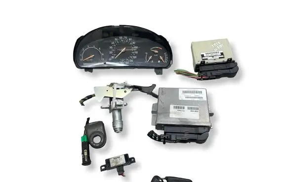Saab 9-3 Ver1 Engine ECU kit and lock set 5380068 09378739 111420255