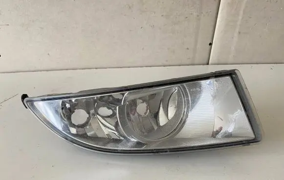 Skoda Fabia Mk2 (5J) Front fog light 17308702 17308602