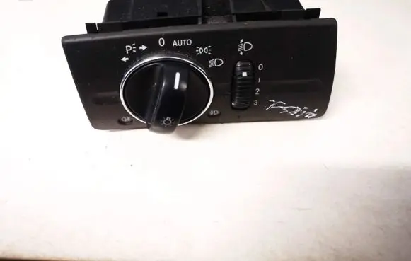 Mercedes-Benz E W211 Light switch 2115450304