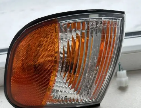 KIA Sportage Front bumper turn signal 323-1501L-NS 323-1501L