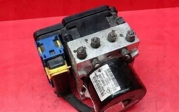 Renault Megane III ABS Pump 10021208204 476602272R