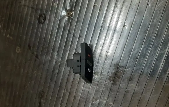 Audi A6 Allroad C6 Central locking switch button 