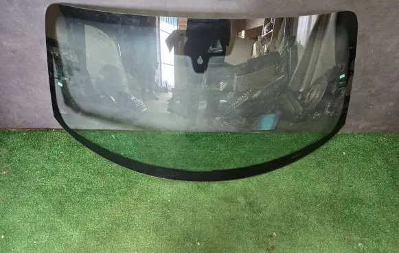 Porsche Cayman 982 Front windscreen/windshield window 