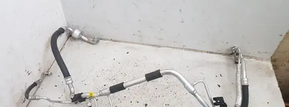 KIA Sportage Air conditioning (A/C) pipe/hose 97775F1680