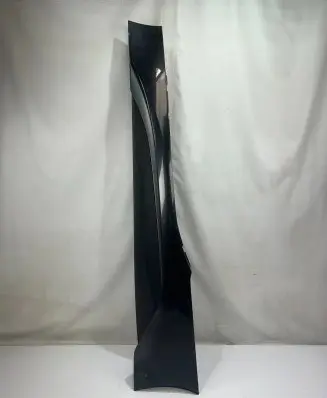 BMW i8 Foot area side trim 