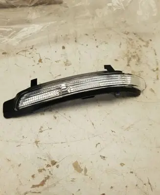 Skoda Octavia Mk3 (5E) Mirror indicator light 3T0949101 509865910