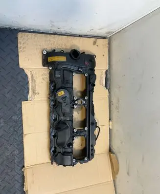 BMW 3 E90 E91 Rocker cam cover 70355139 7598859