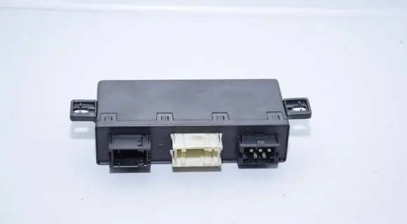 BMW 5 E39 Door control unit/module 8377600