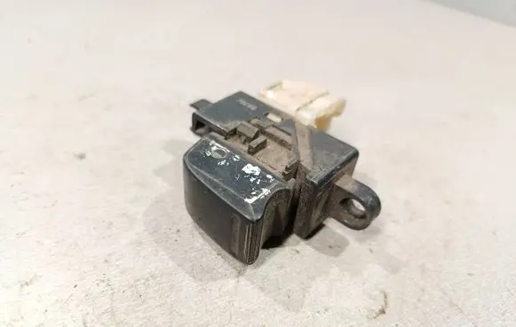 Nissan Terrano Electric window control switch 0830z
