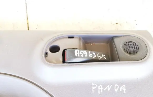 Fiat Panda II Rear door interior handle
